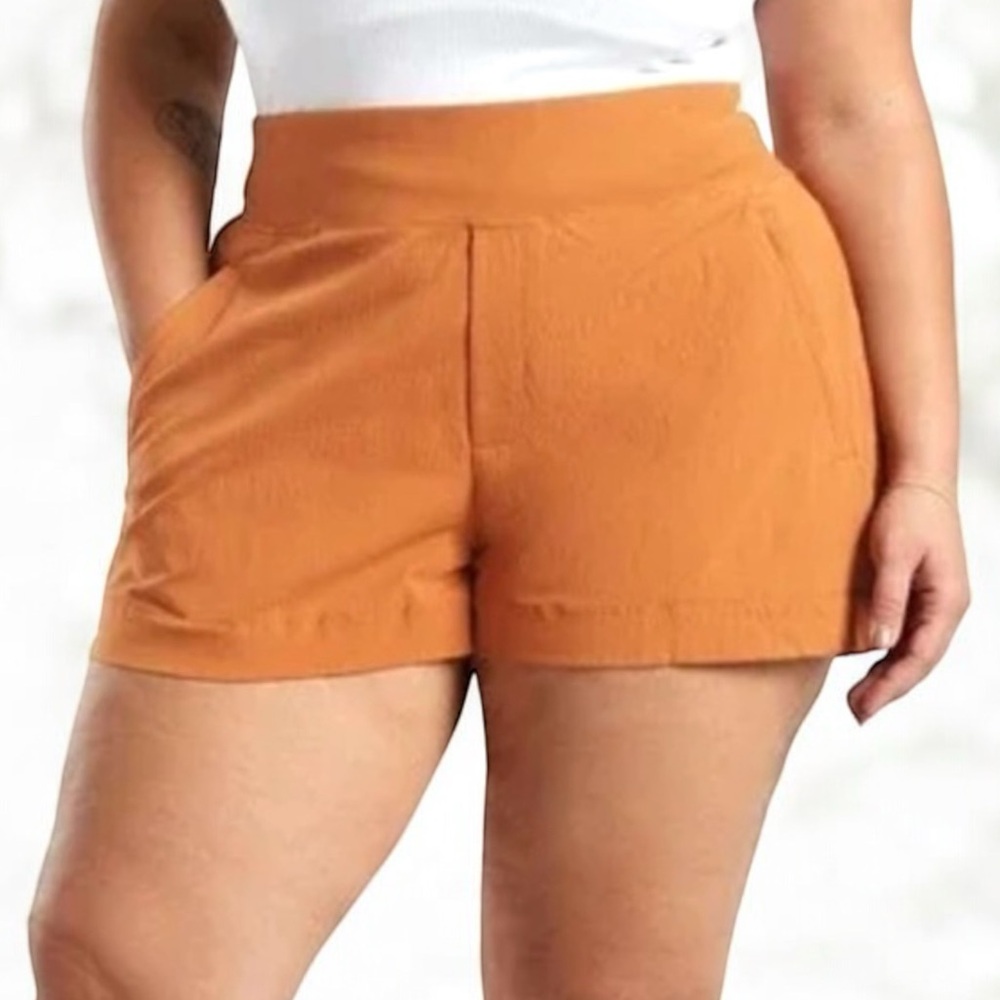 Athleta Trekkie North Short